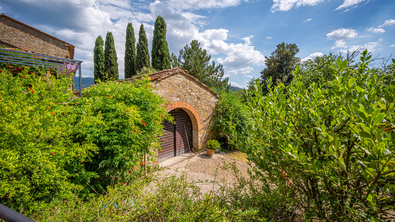 CASALE DELLA VALLATA
