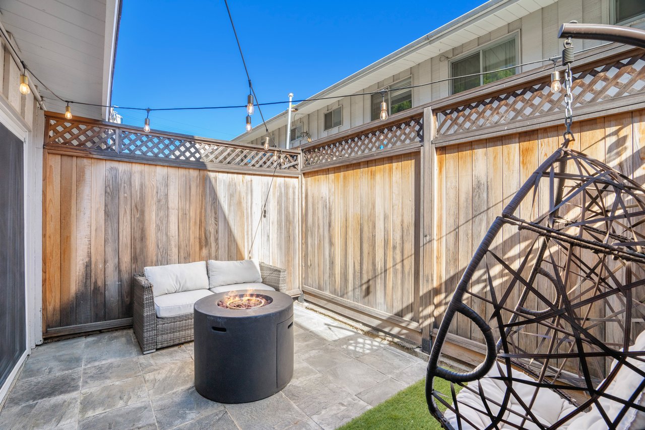 4040 Grand View Blvd #7
