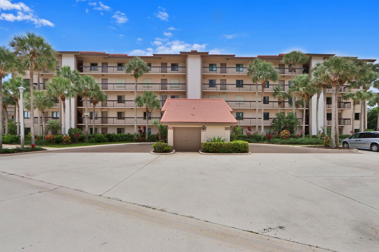 201 Ocean Bluffs Blvd, #502