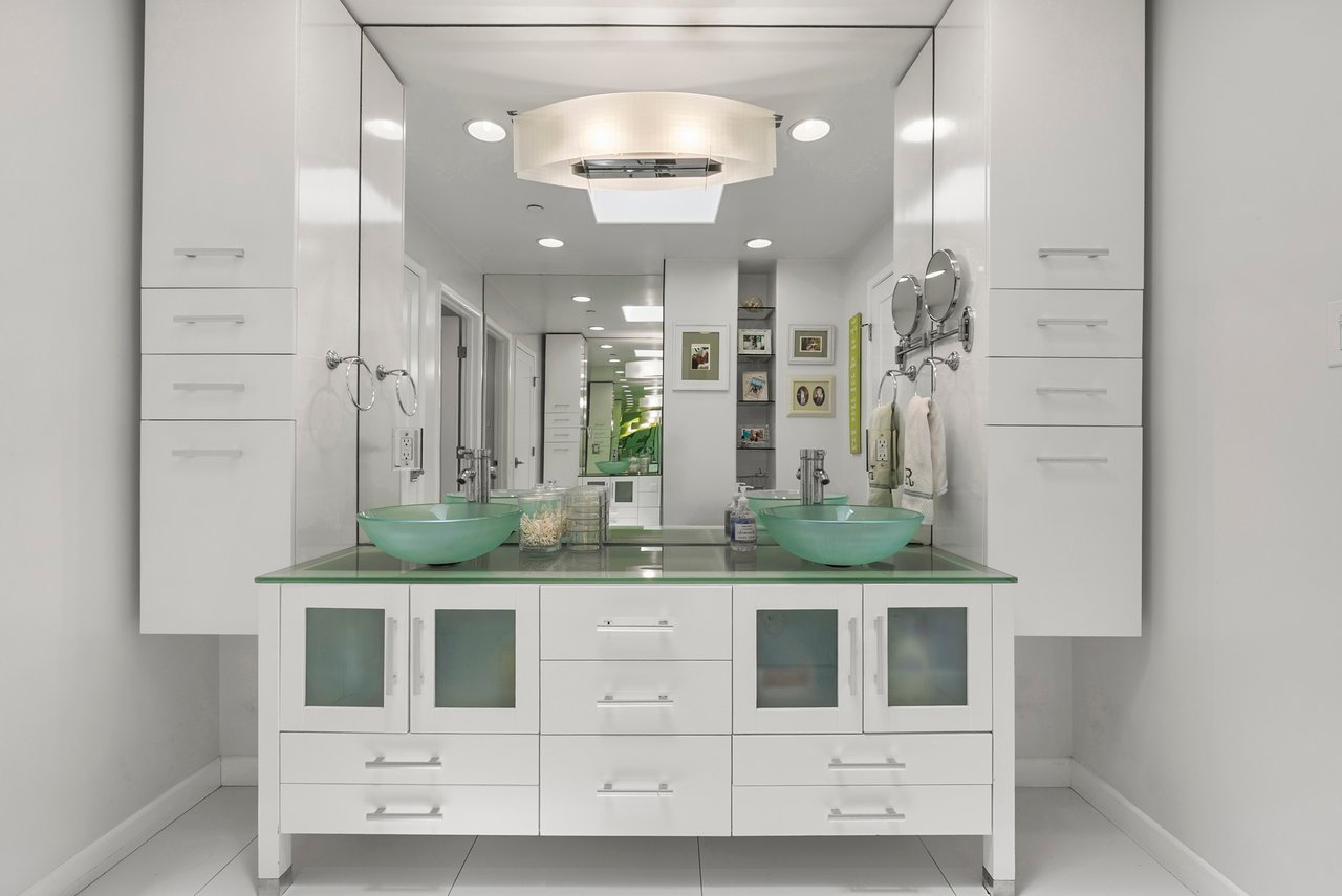 9313 Bolton Rd, Beverlywood Vicinity