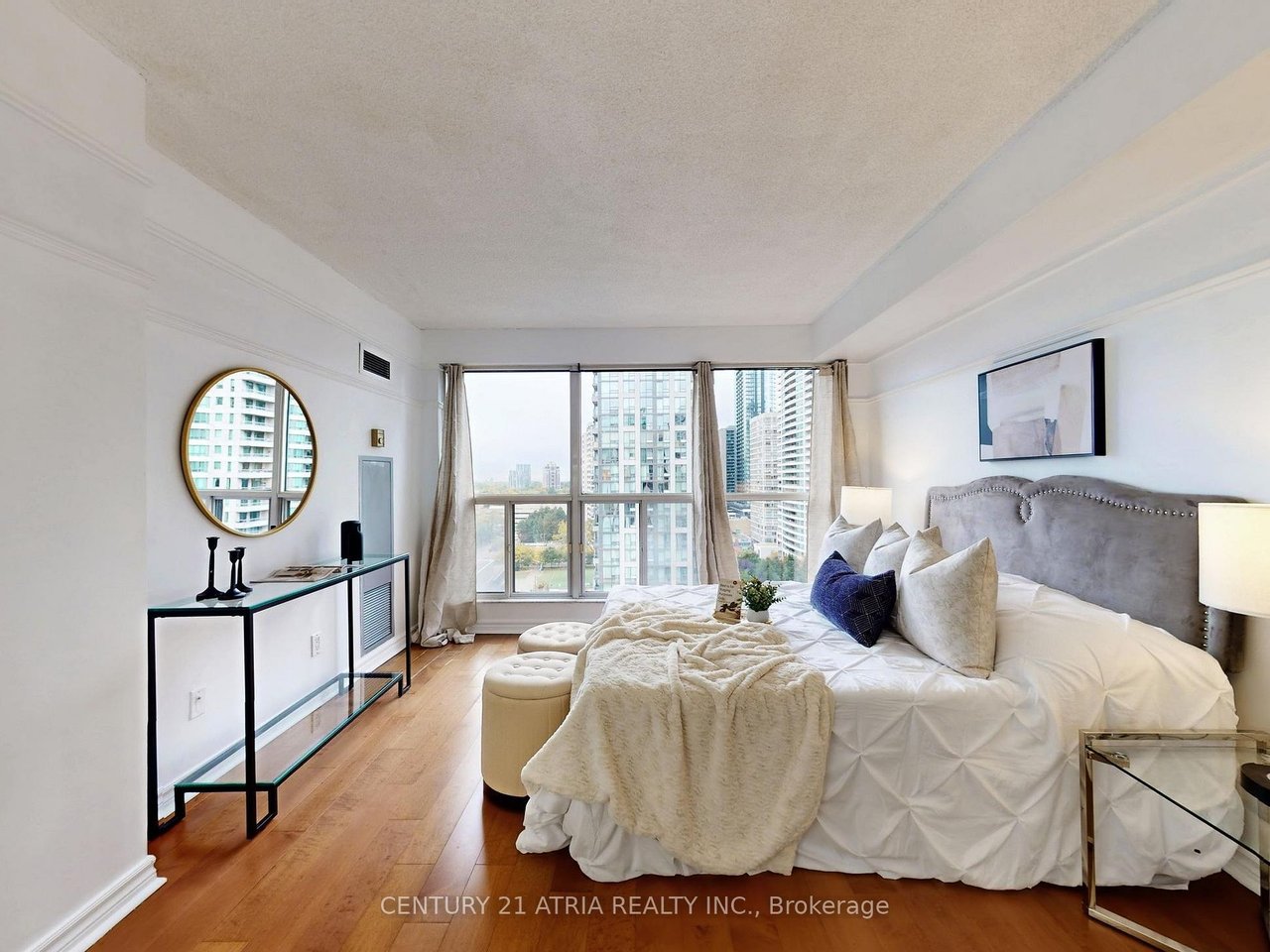 WILLOWDALE PENTHOUSE