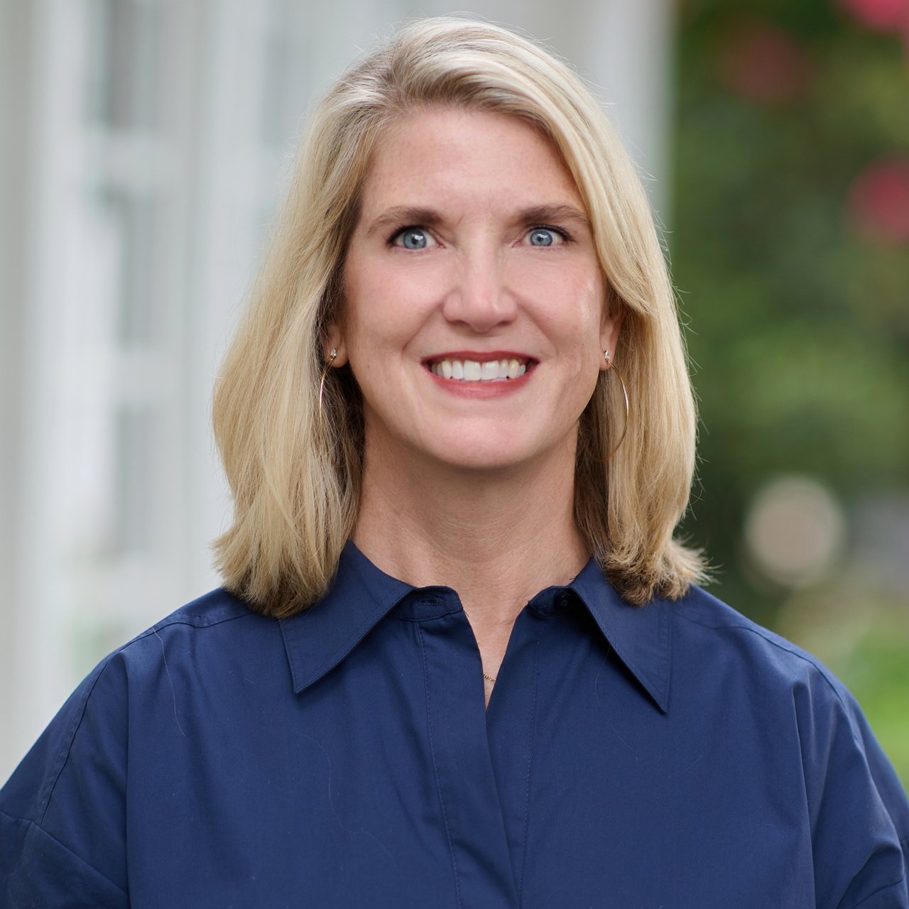Ashley McMillan Charlotte, NC Real Estate Agent Headshot
