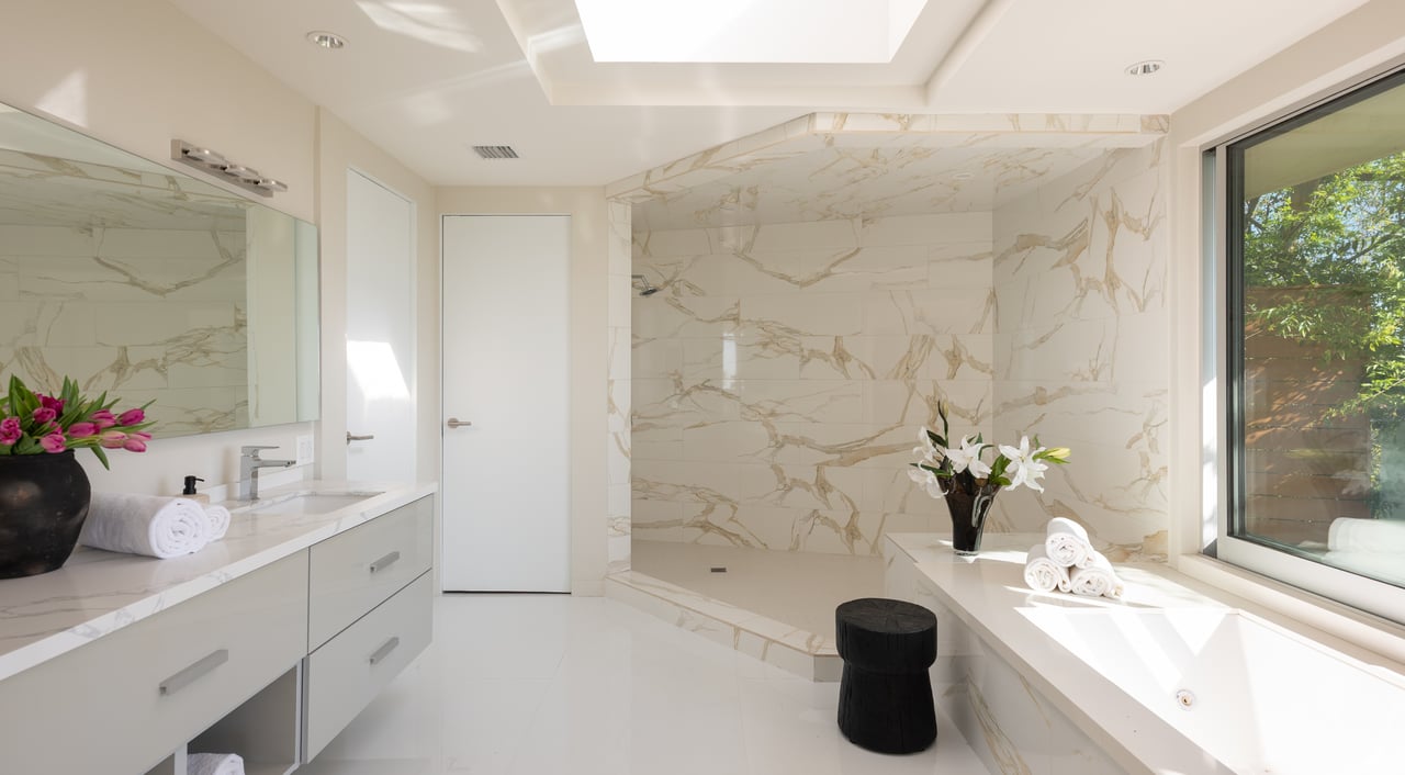 8515 Hedges Way, West Hollywood