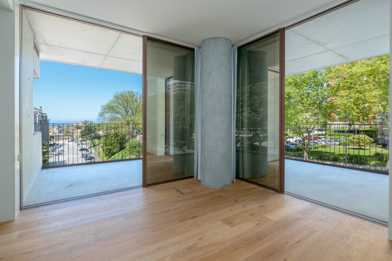 3-Bedroom Apartment with Panoramic Ocean & River Views in the iconic Foz do Douro's New Landmark - Miramar Tower 