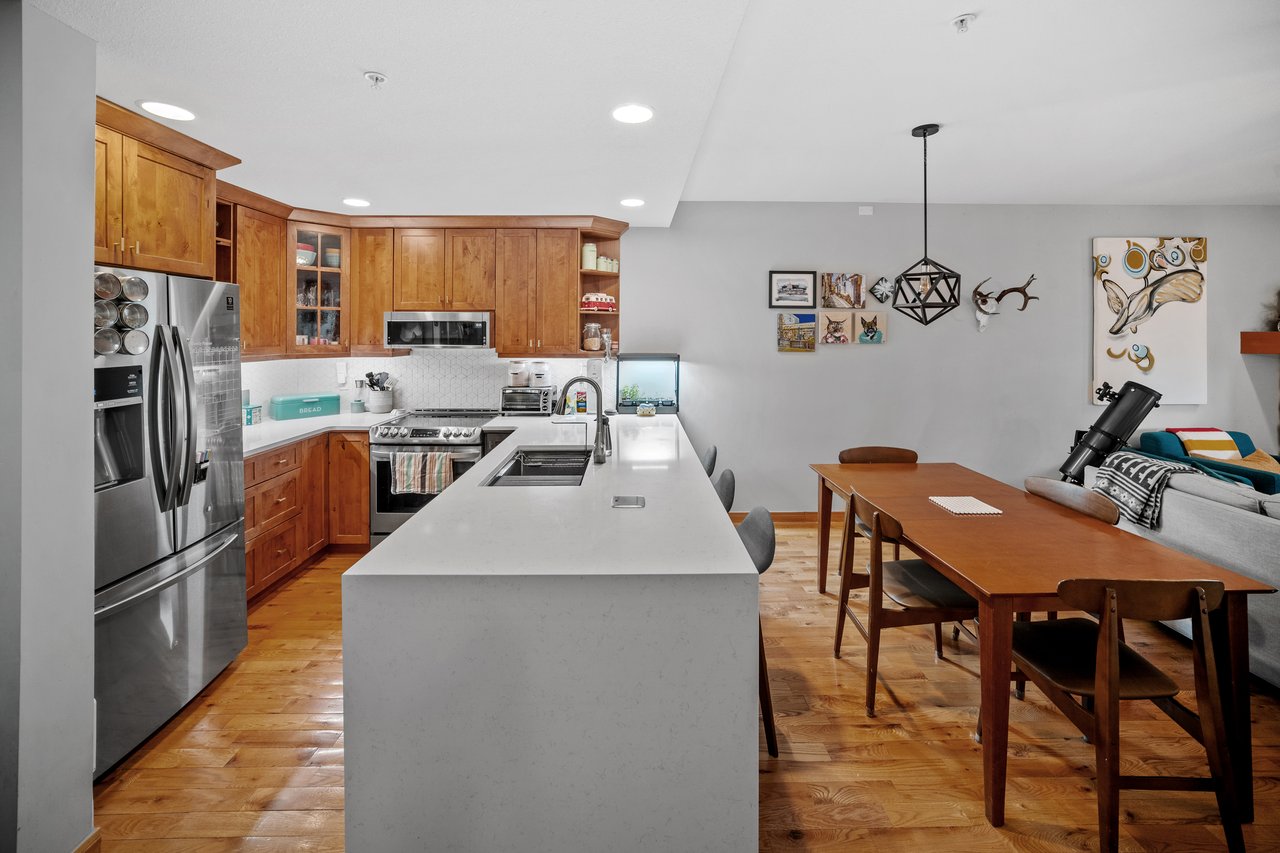 327-104 Armstrong Place Unit