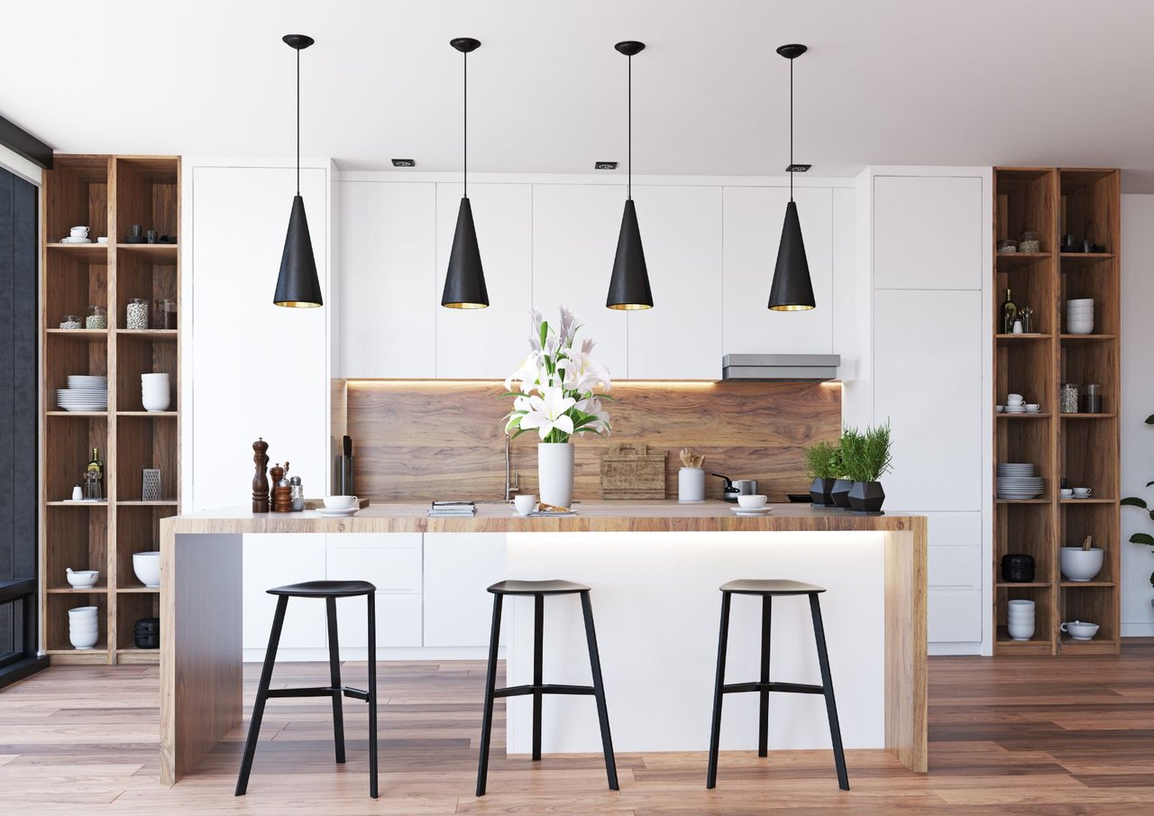 How to Stage Your Home to Sell This Spring (Checklist Inside!)