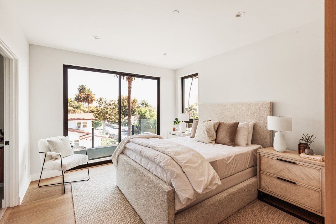 Ambrosia at Hillhurst