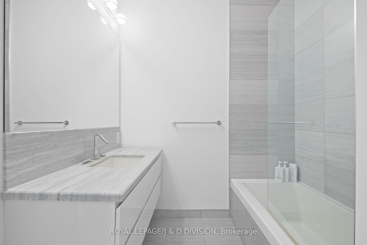 LUXURY ABOVE THE CITY PENTHOUSE