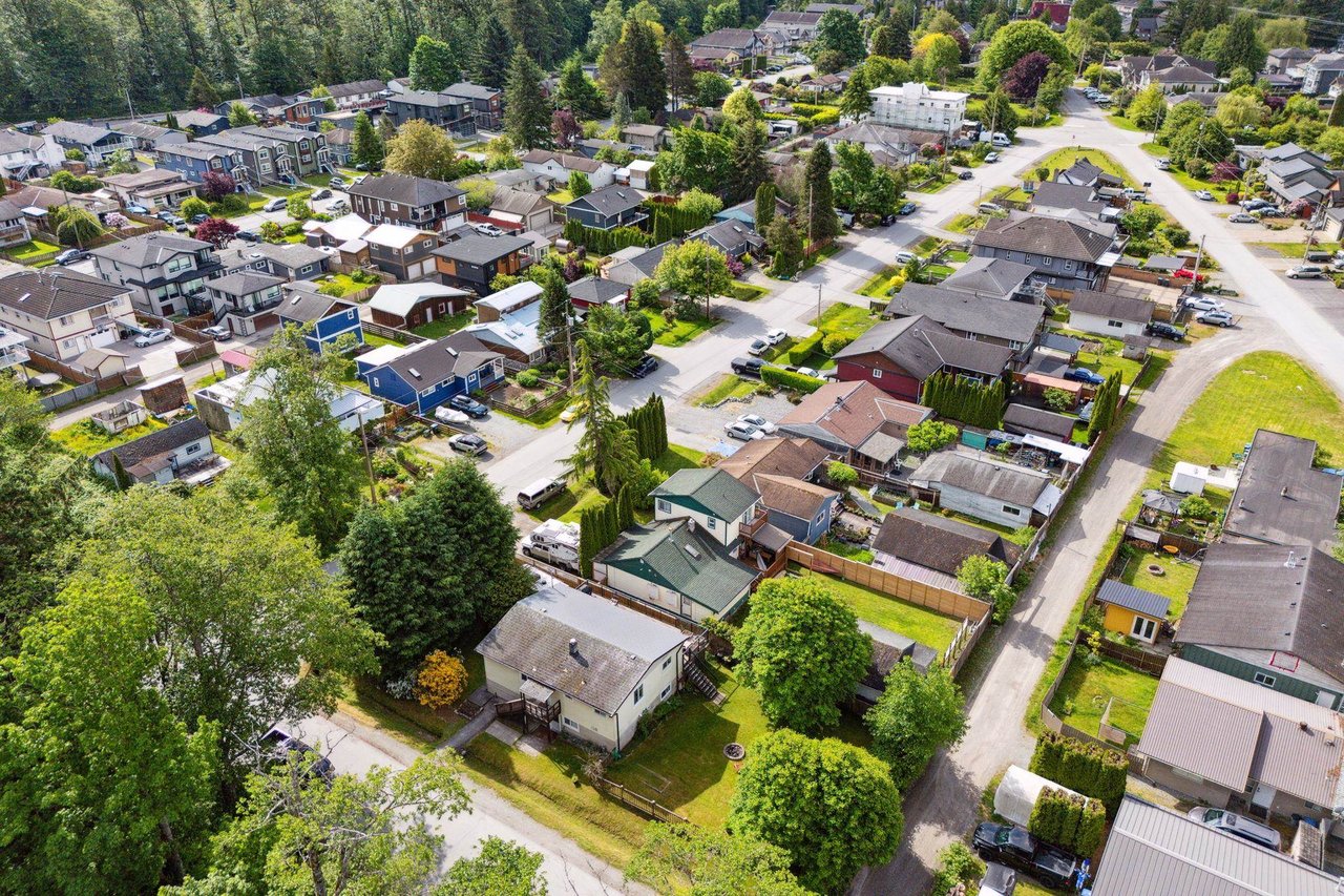 38891 Newport Road, Squamish