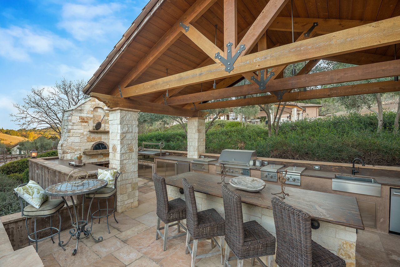 22100 Mount Eden Road