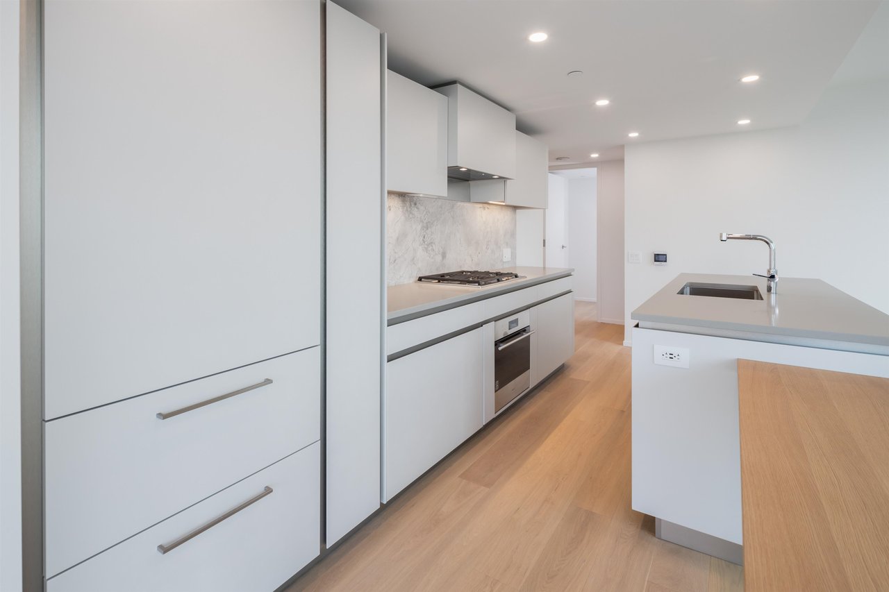 889 Pacific St, #503