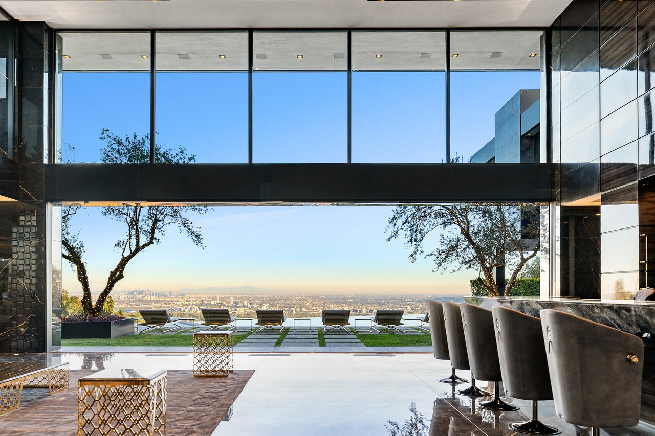 1200 Bel Air Road