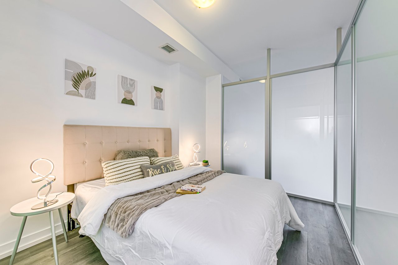 426 University Ave Unit 2310