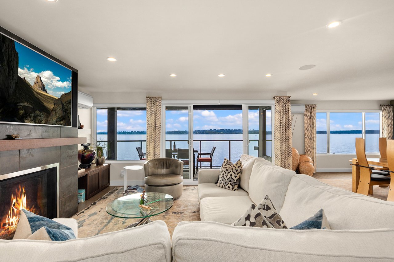 827 Lake Street S Unit: 205