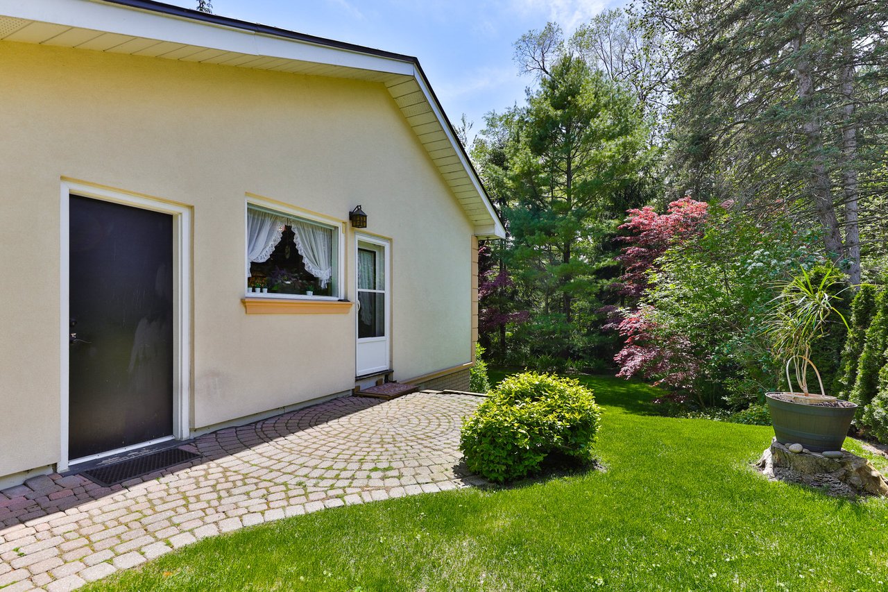 1364 Avonbridge Dr
