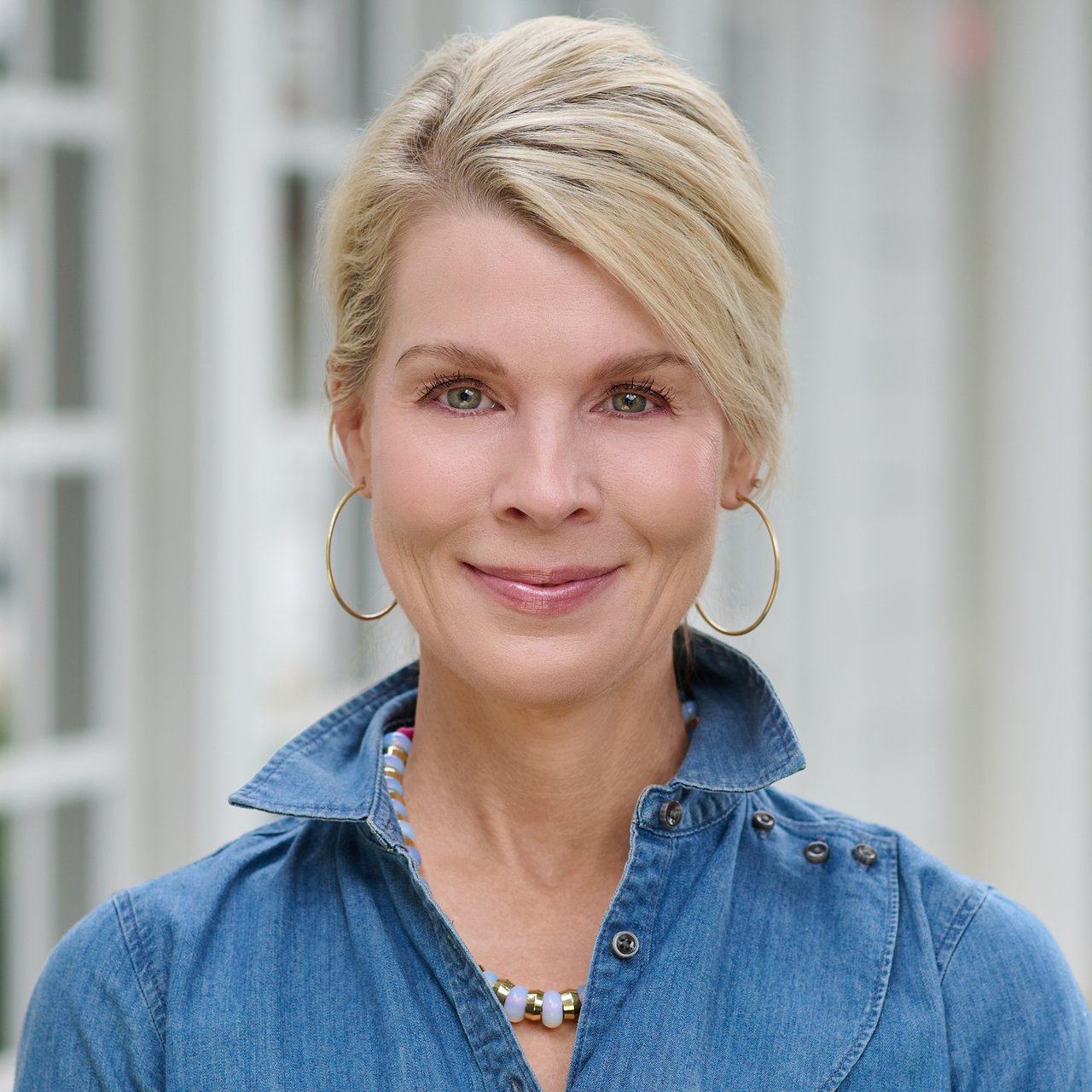 Lauren Burke Charlotte, NC Real Estate Agent Headshot