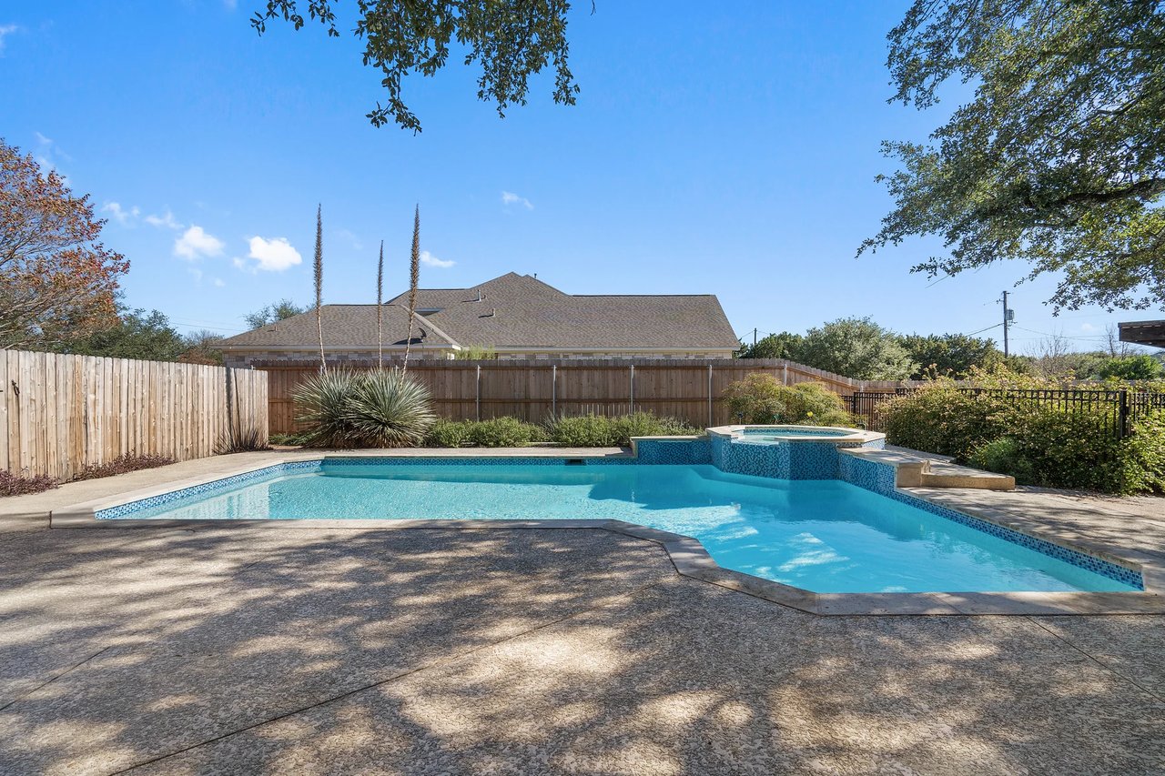 3813 McNeil Dr