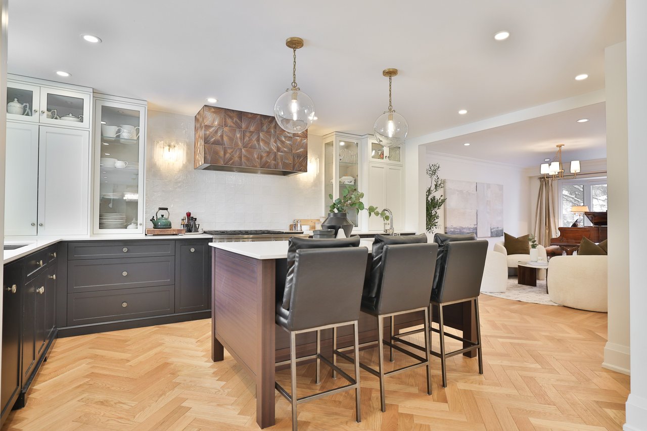 2464 Deer Run Avenue