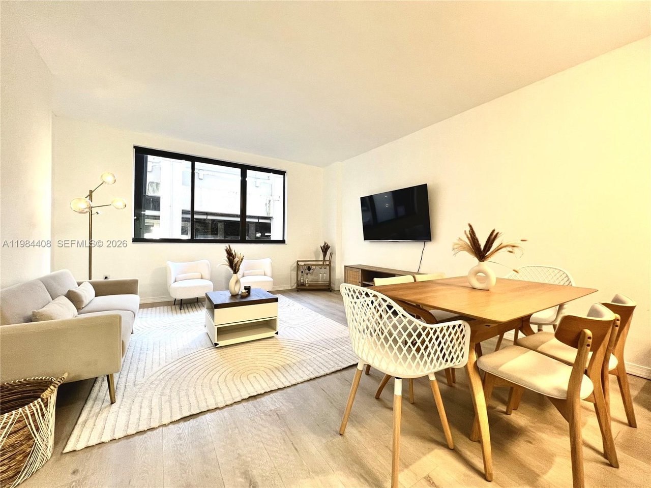 540 Brickell Key Dr #202