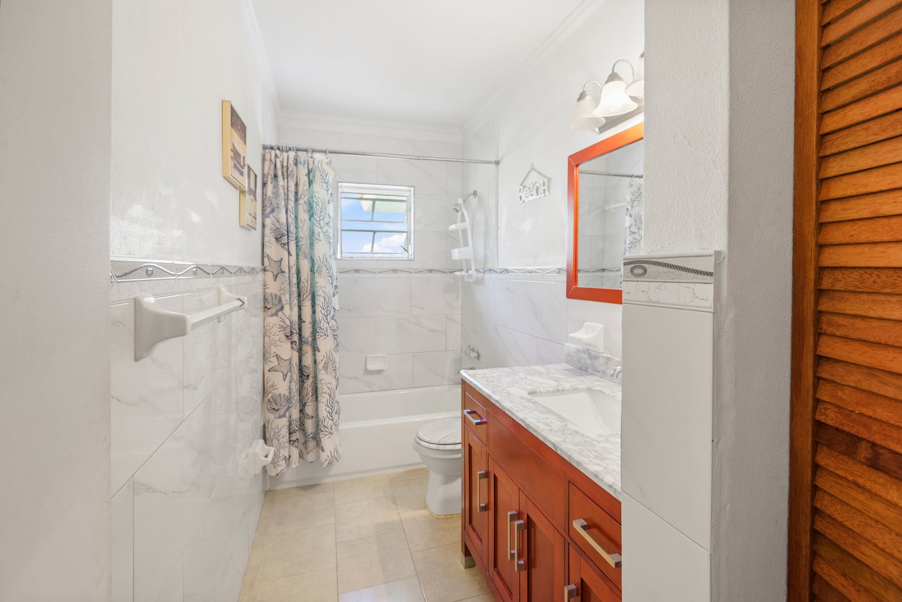 Royal Valley’s Duplex Residence