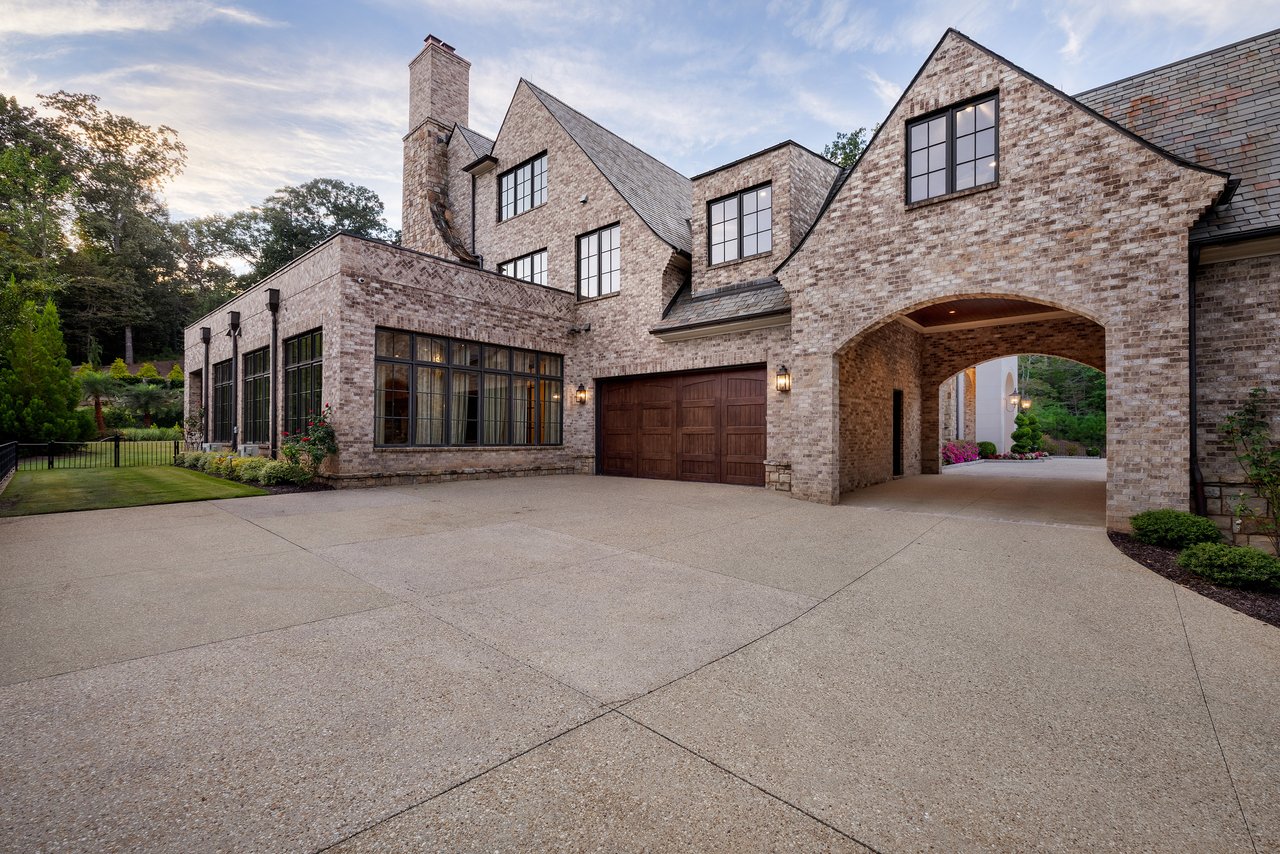 3456 Old Plantation Road NW