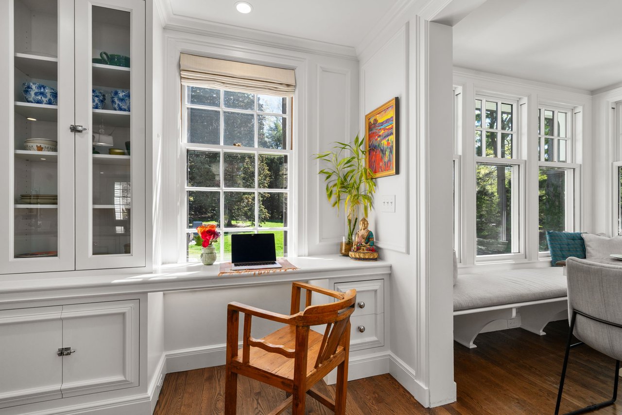 Renovated Georgian Colonial 