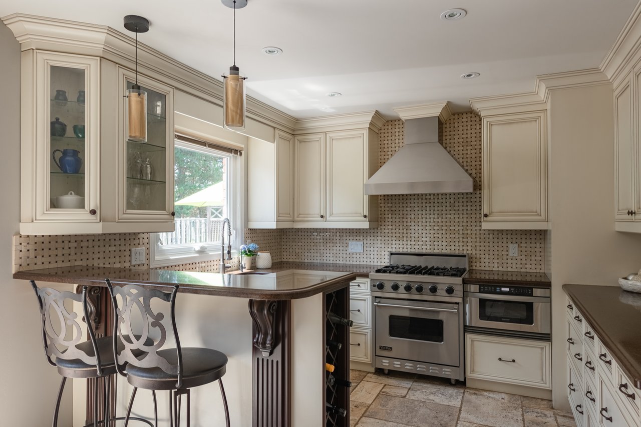 Family Oasis in Ford