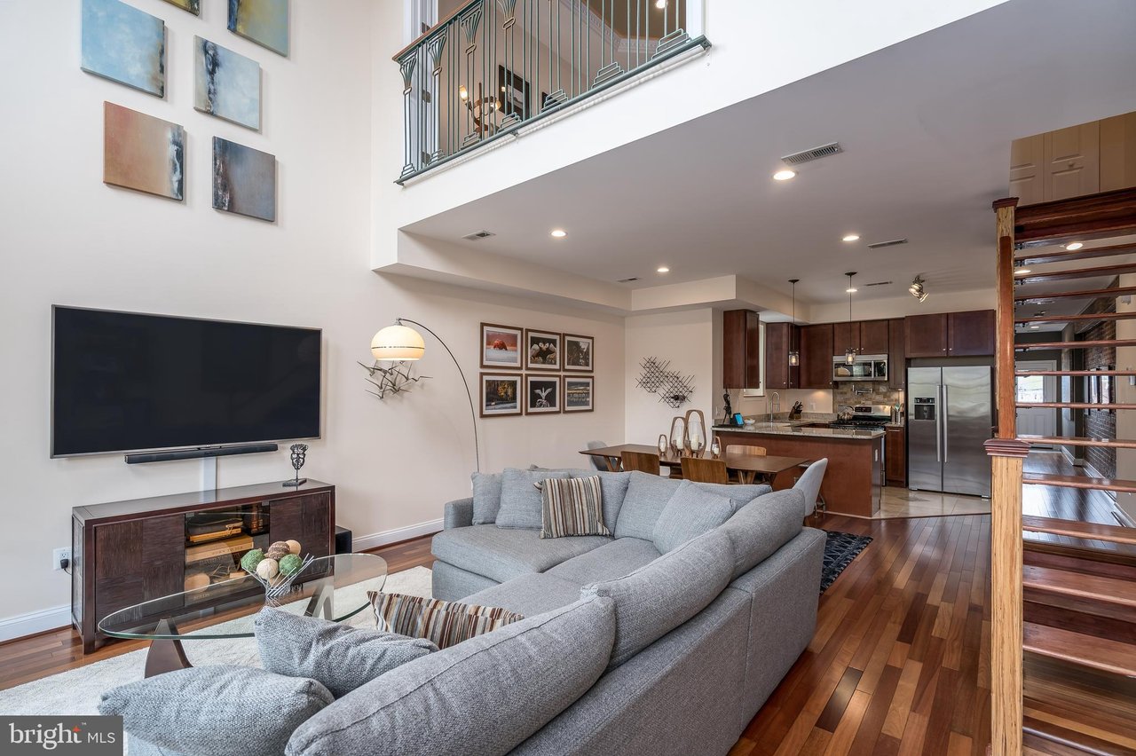322 T St NW #2