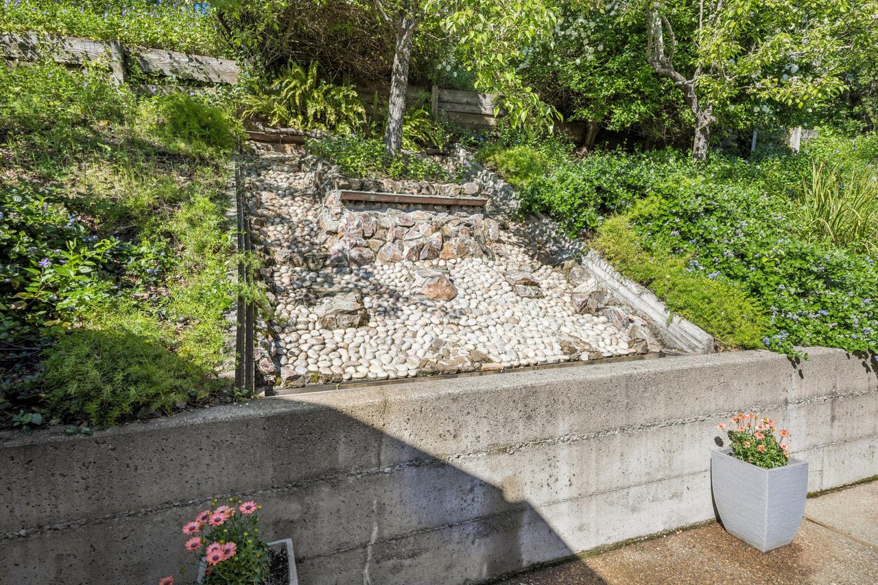 10 Maoli Drive, San Rafael