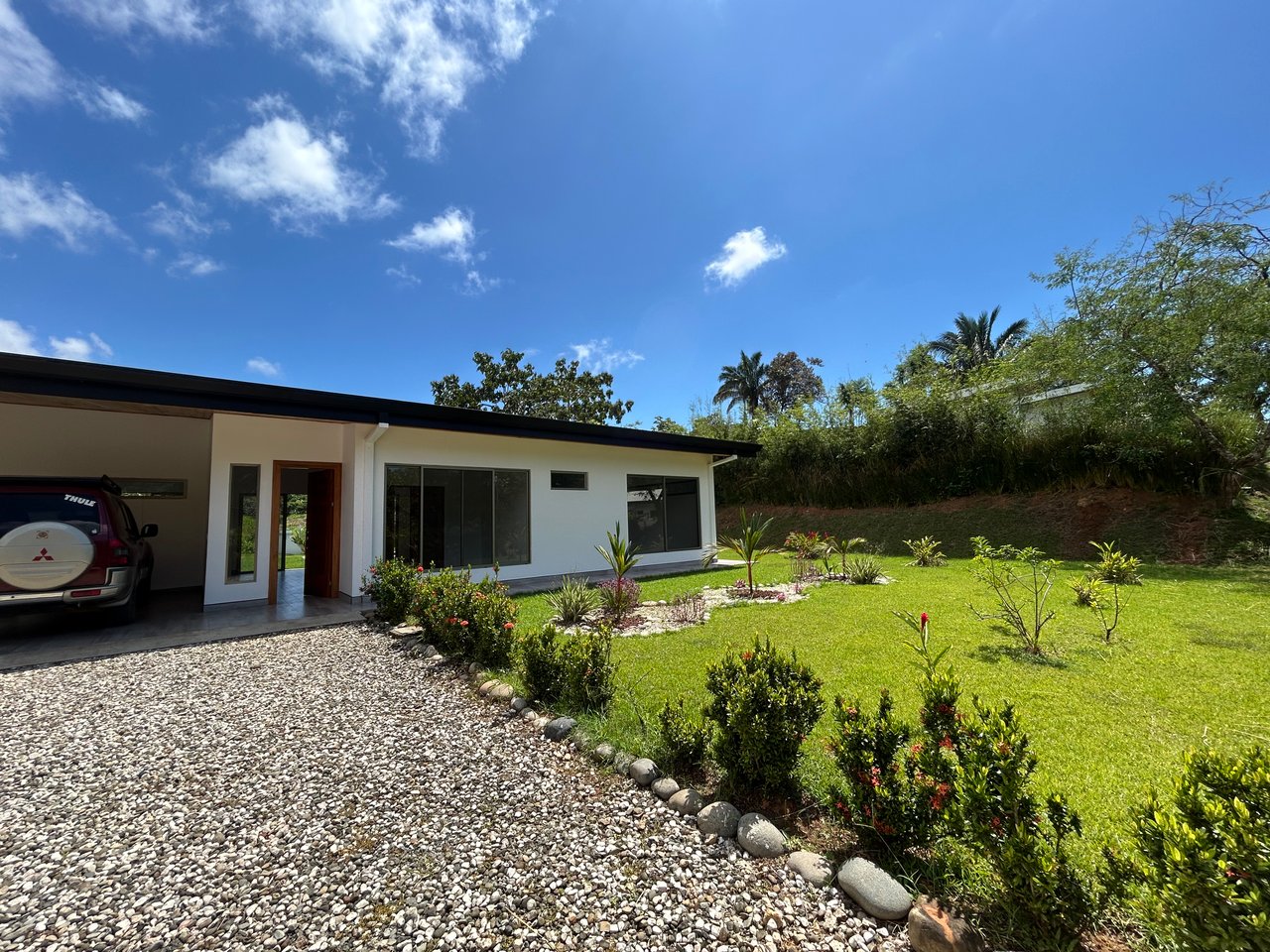 Modern Homes for Sale in Ojochal – El Tucán Paradise | Gated Community Costa Rica