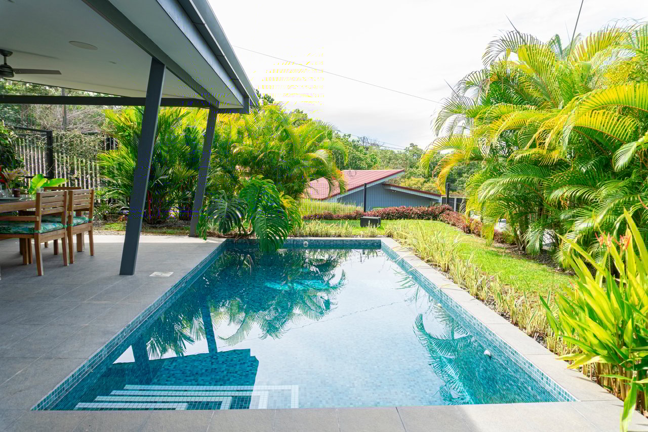 Cozy Turnkey 3-Bedroom Home with Pool in Uvita