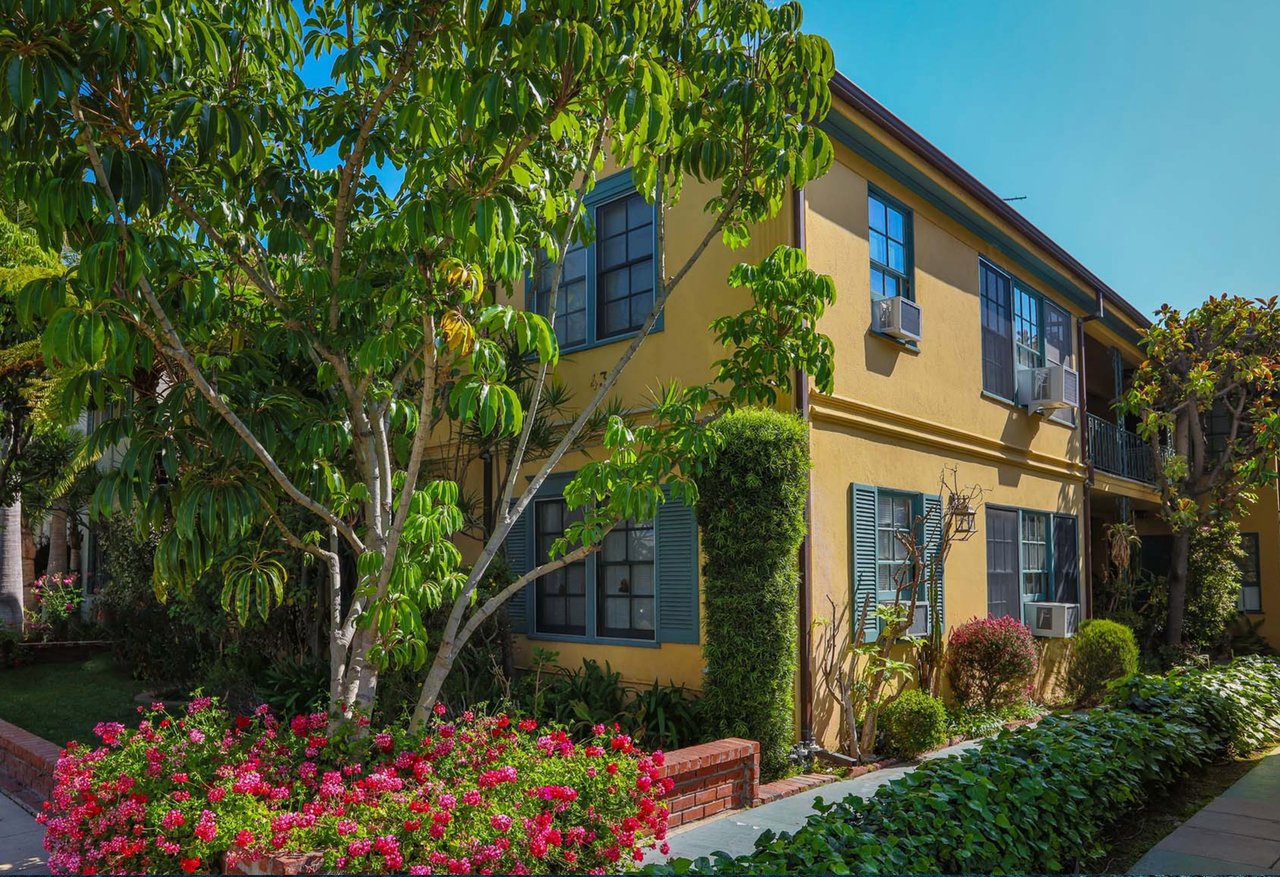 The Crown Jewel of  South Palm Drive