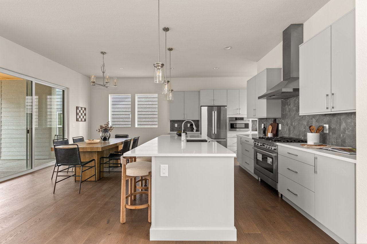 Fusion 1C - Finished Basement & 2-1 Buydown Included