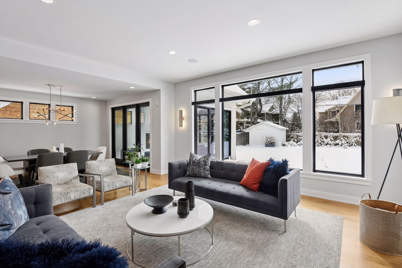 630 Gardner Street E, Wayzata