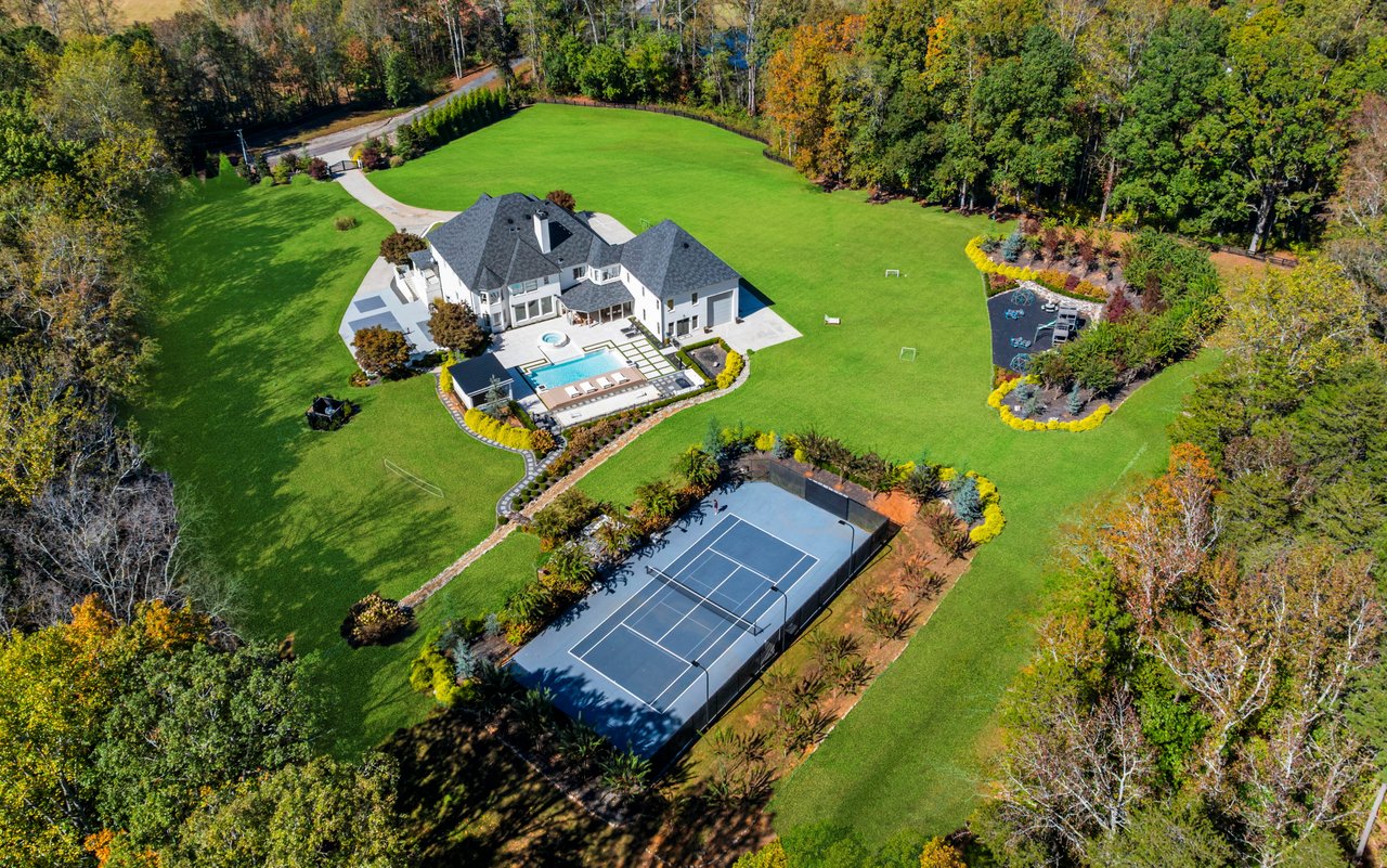 COMING SOON | 7160 Bennett Road