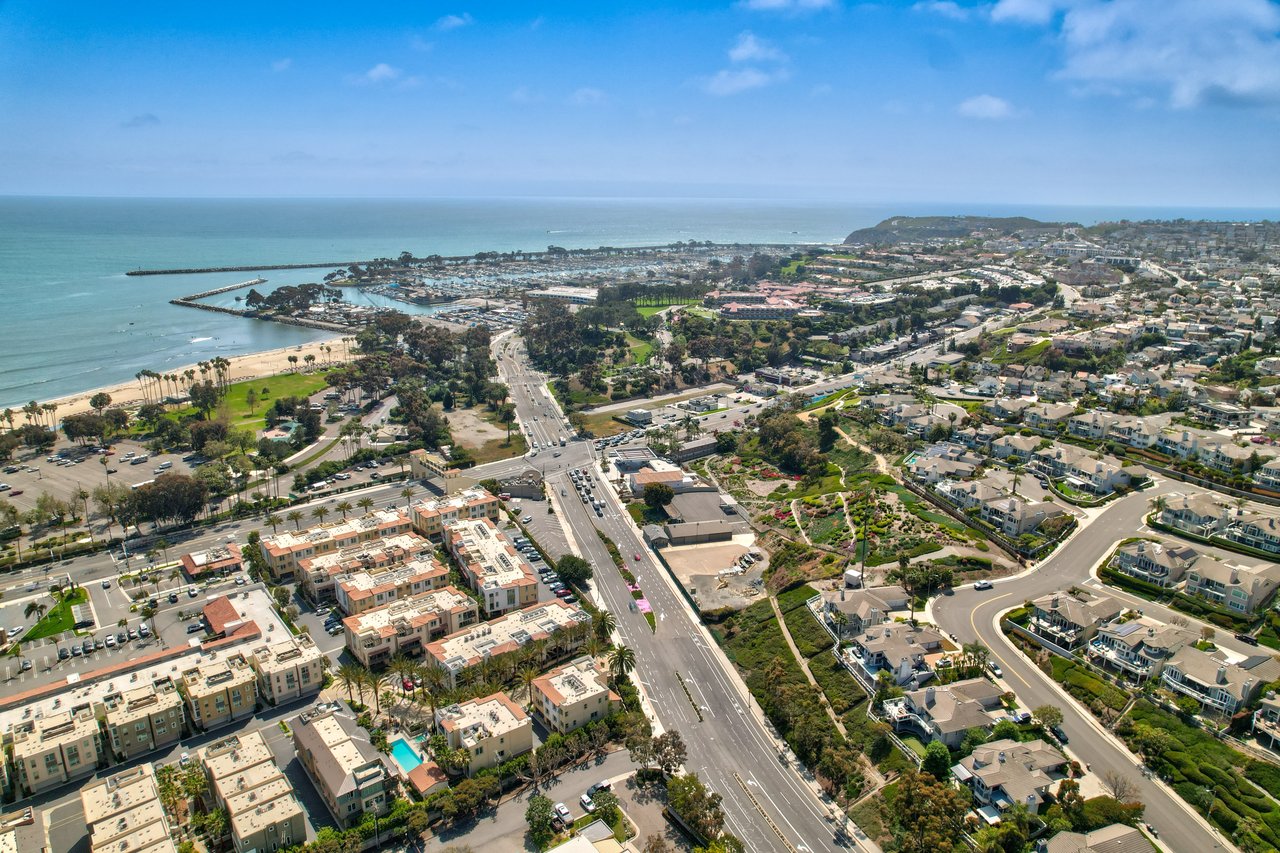 Luxury Rental Minutes from Doheny Beach