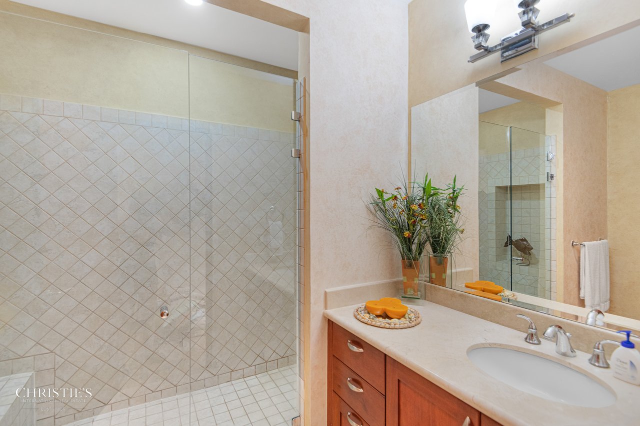Luxury Living with Panoramic Beachfront Views at Vista Las Palmas 3D