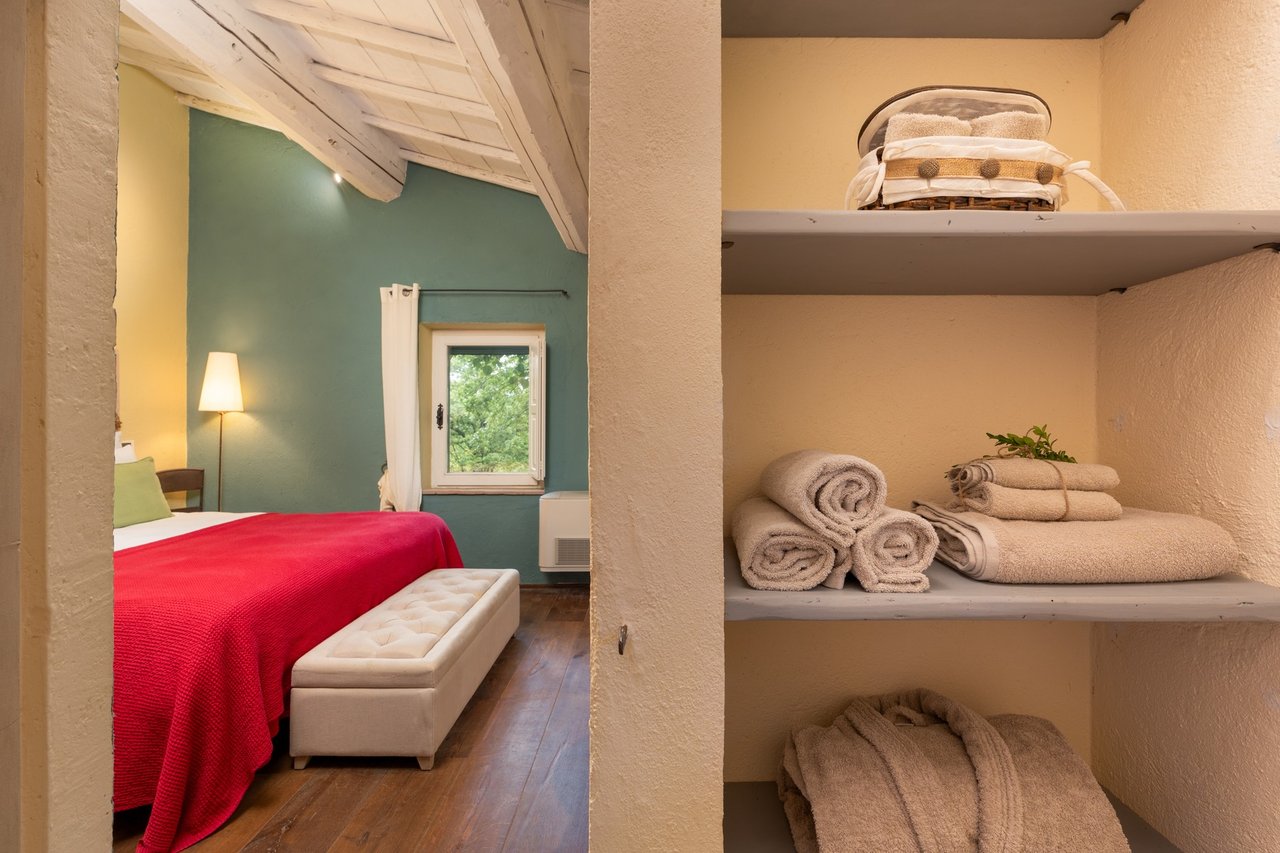 Renovated 18th Century Tuscan Home With Beautiful Hill Views