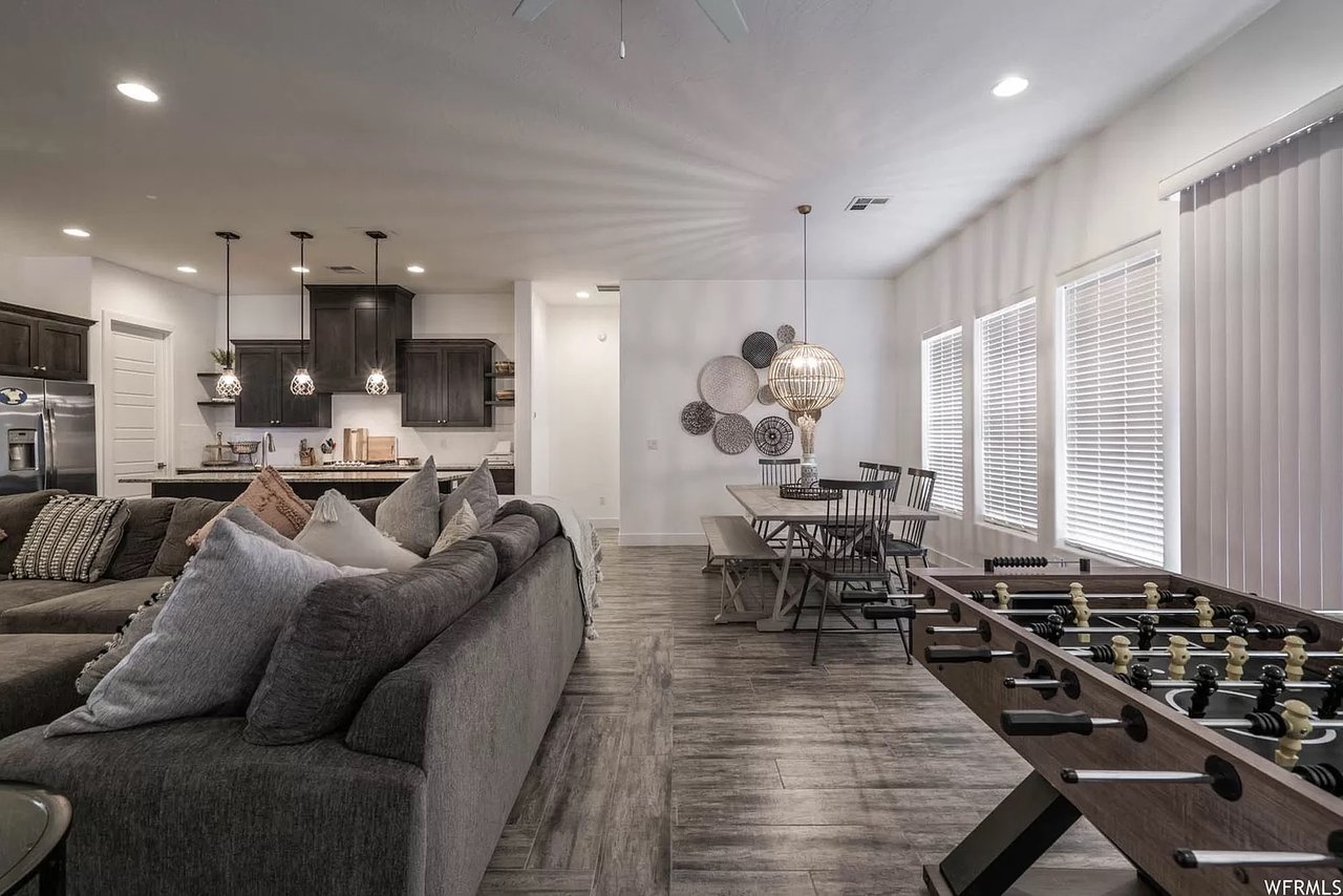 HIDEAWAY RETREAT