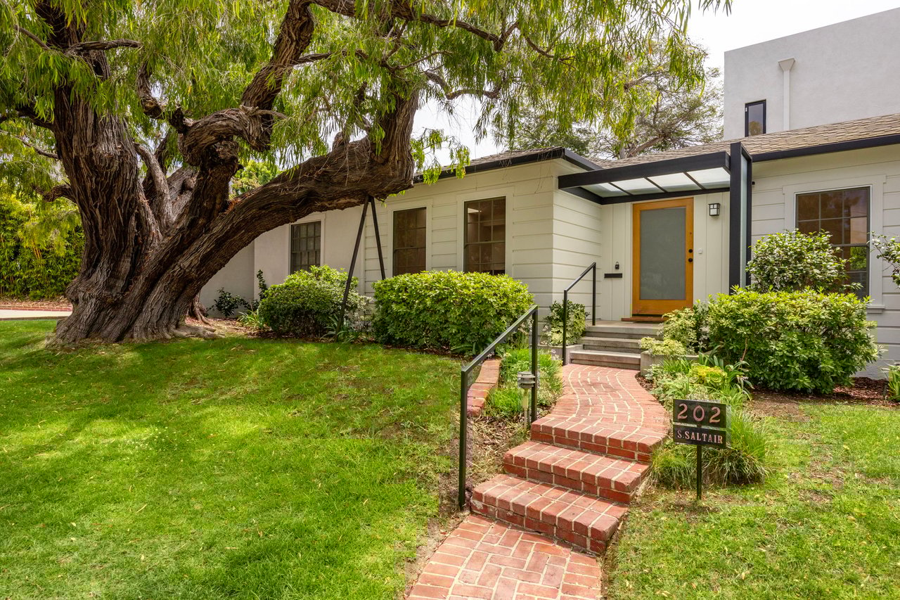 202 S Saltair Ave, Brentwood