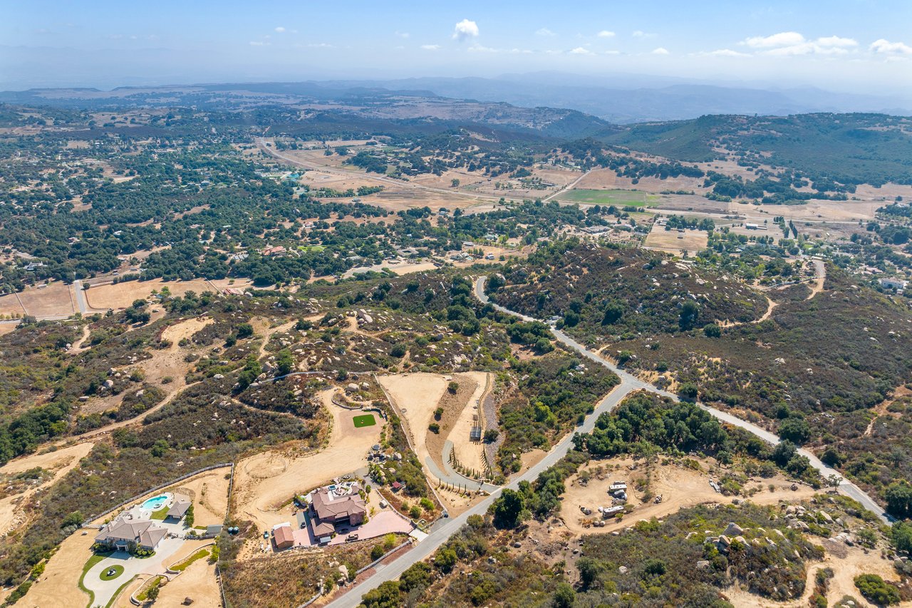 42302 Hacienda Dr.