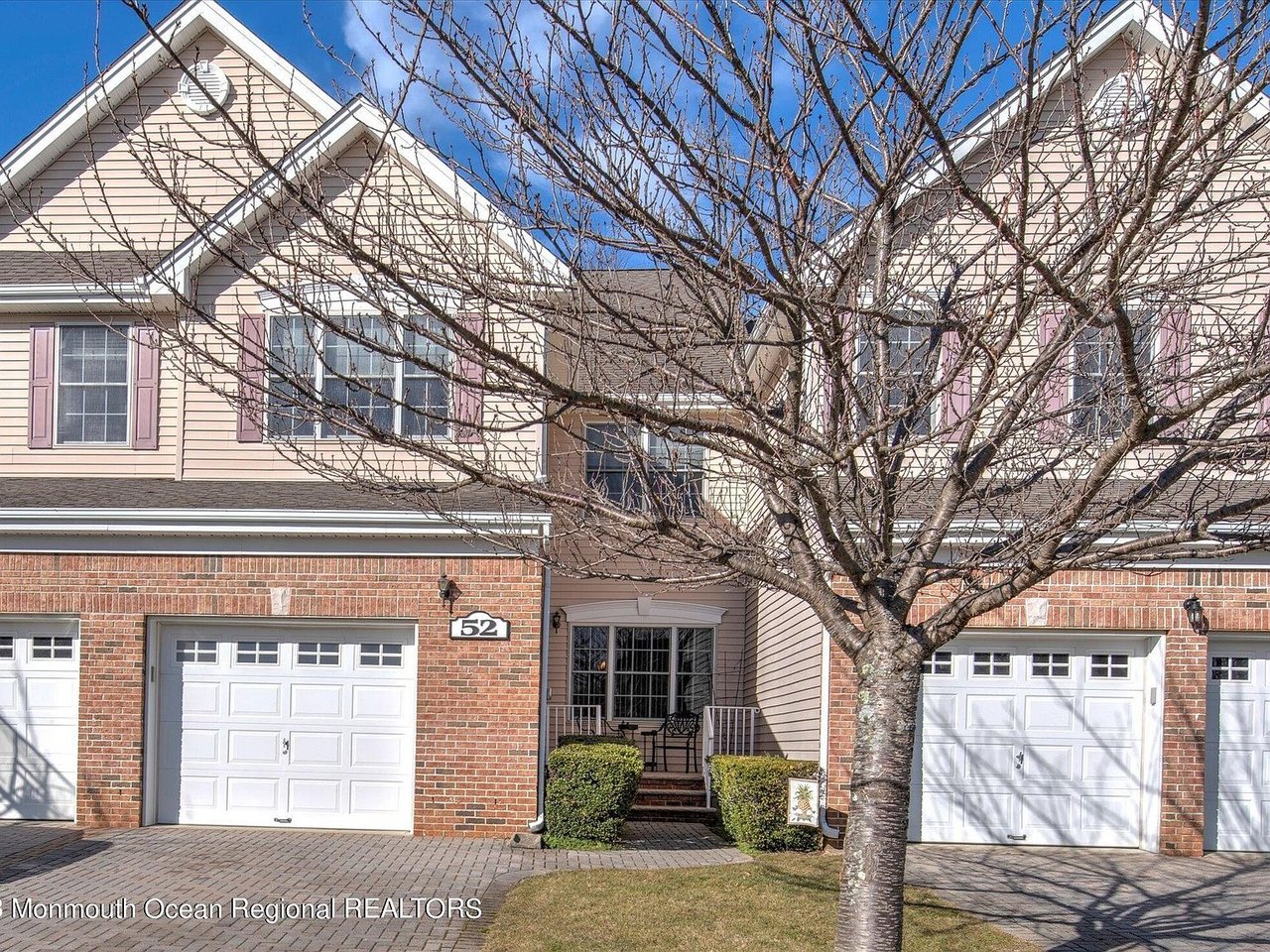 52 Smock Court
