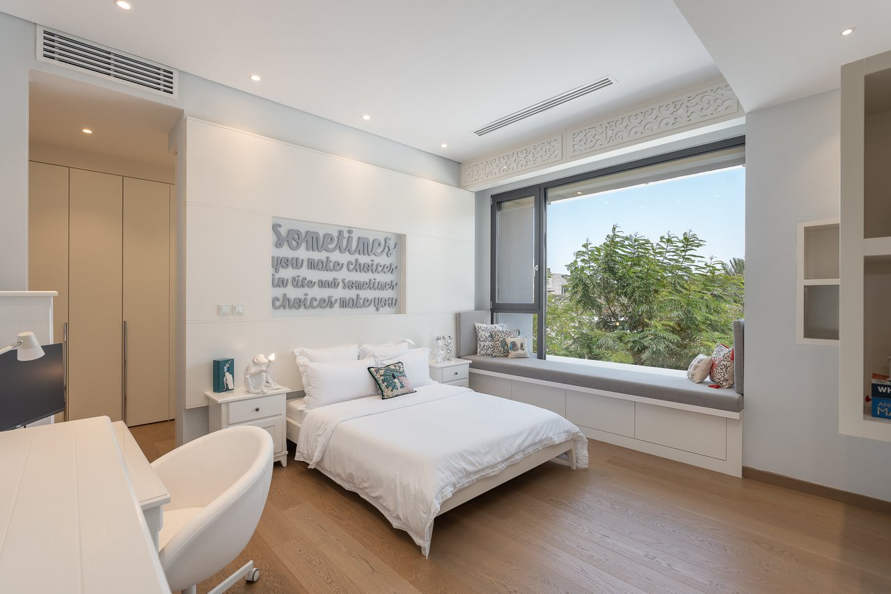 Umm Al Sheif Villa