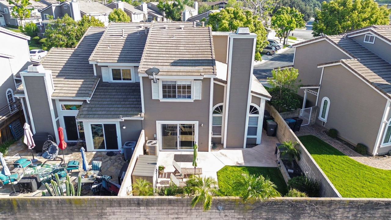 1247 Deer Creek