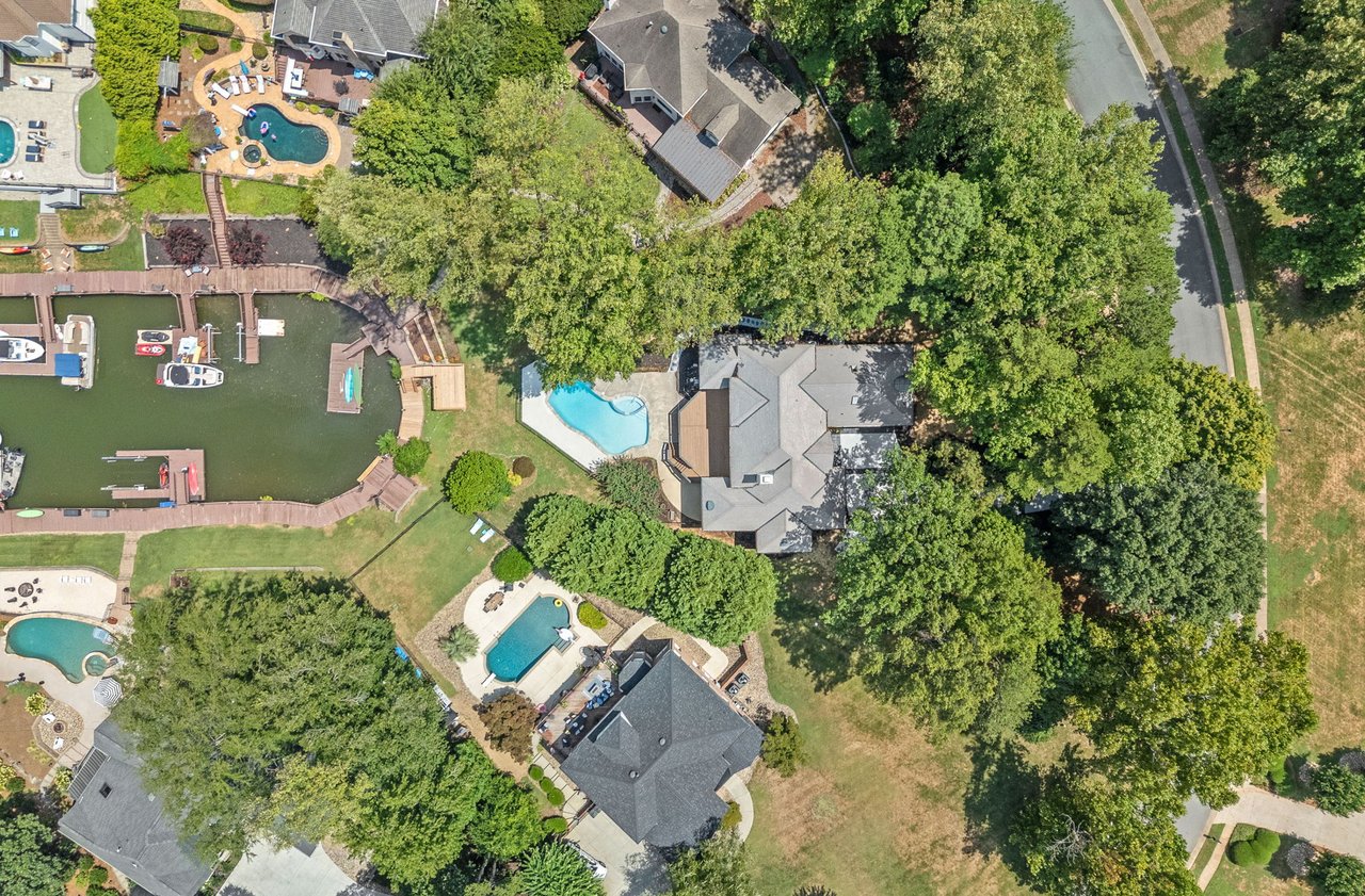 21404 Blakely Shores Drive
