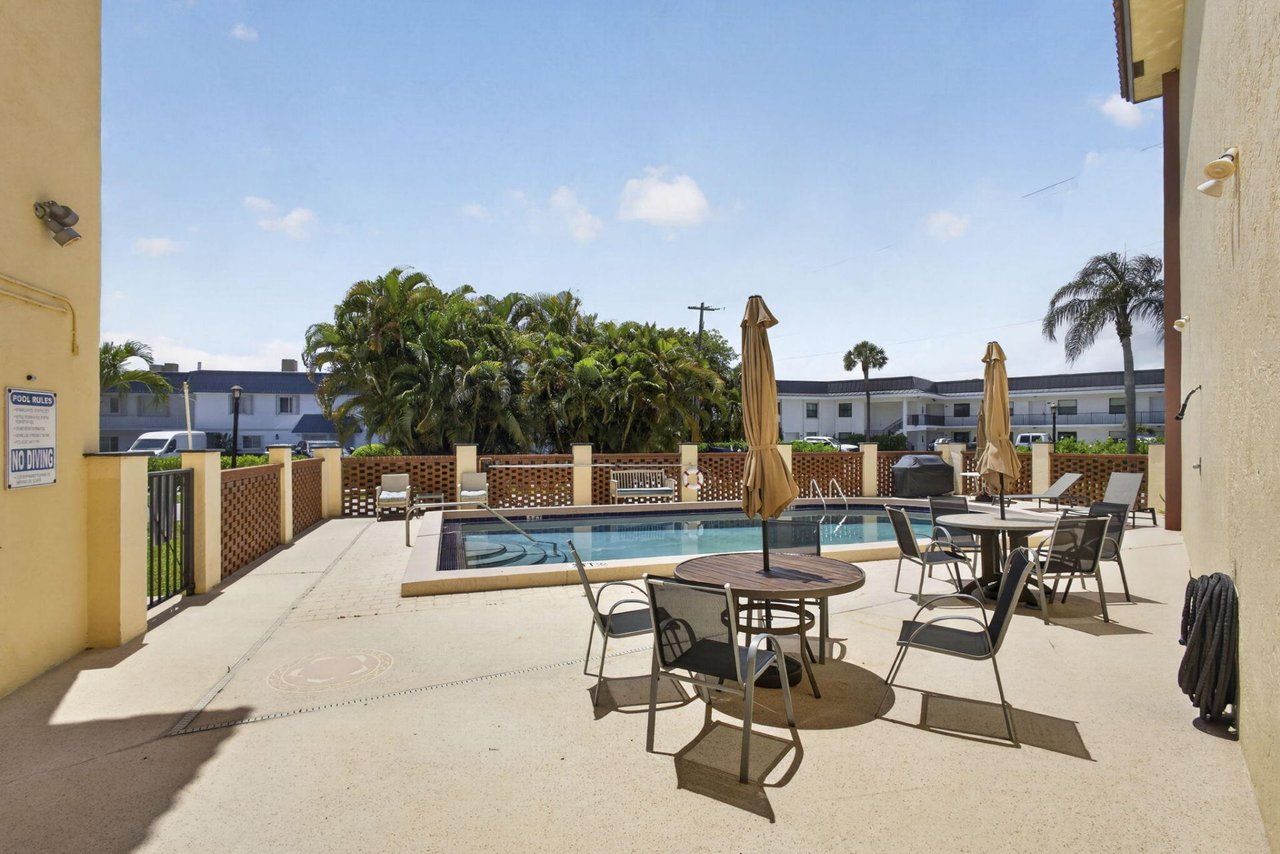 327 Southwind Drive, 203