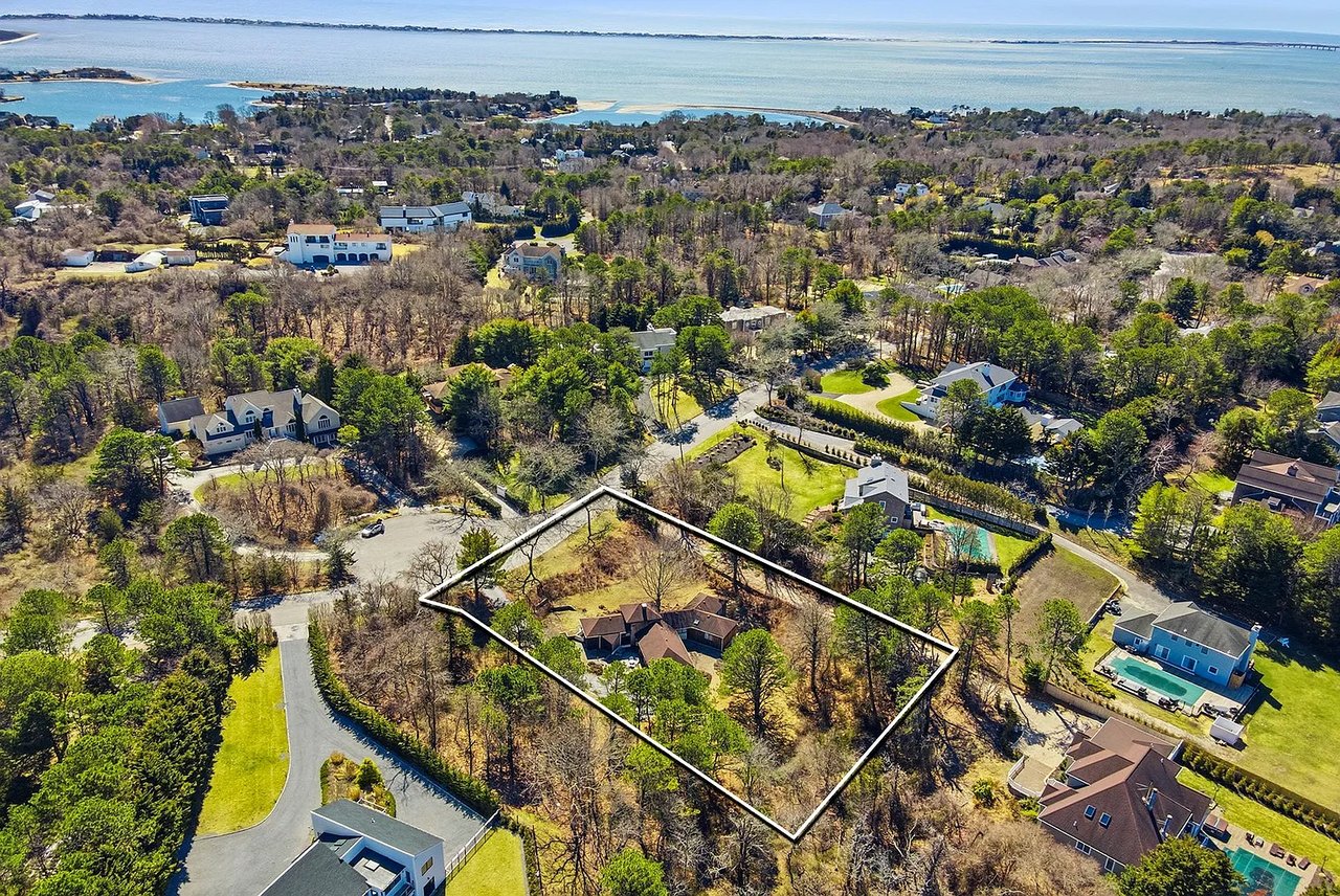 45 Blackwatch Ct