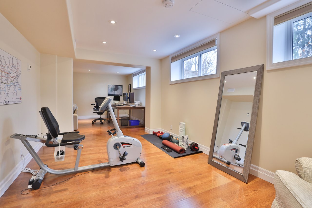 1268 Hillhurst Road, Oakville