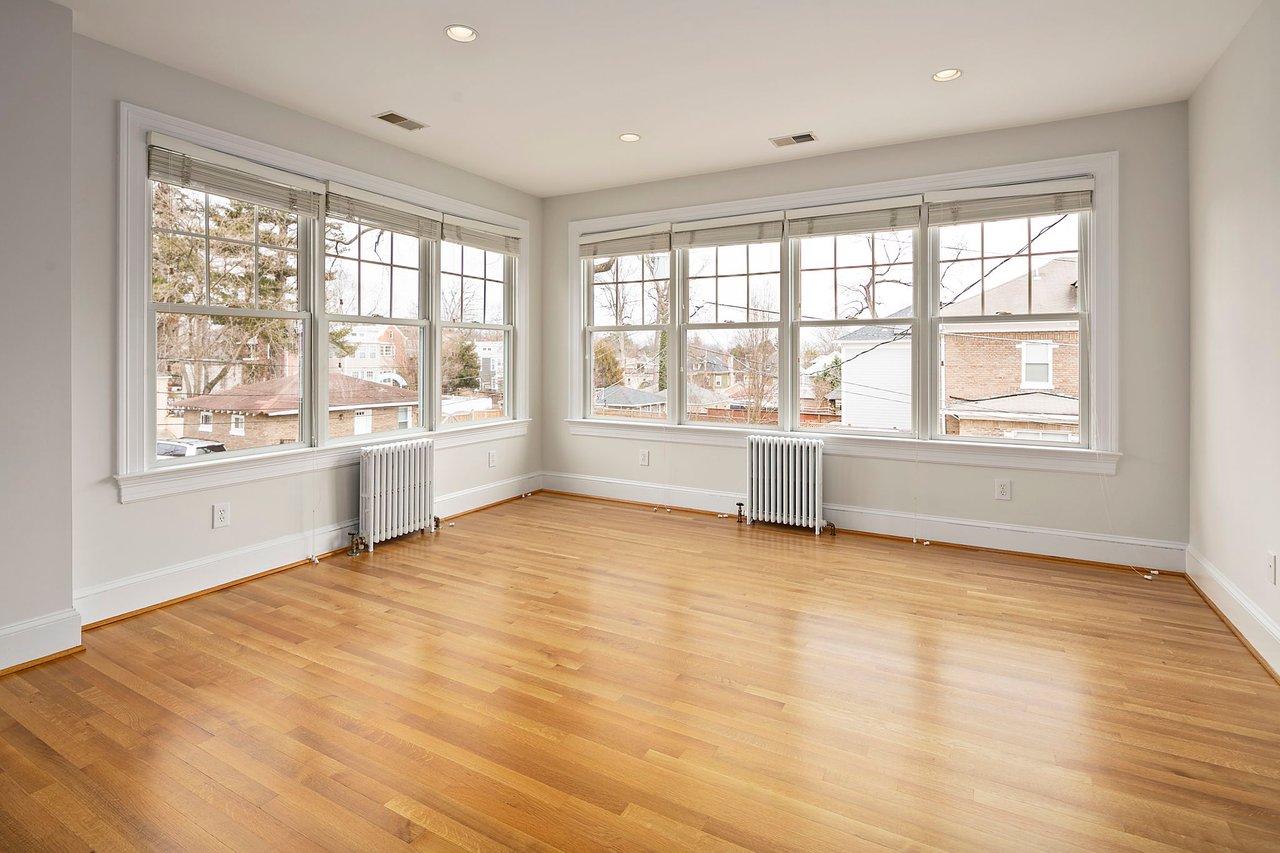 1501 Hamilton St NW