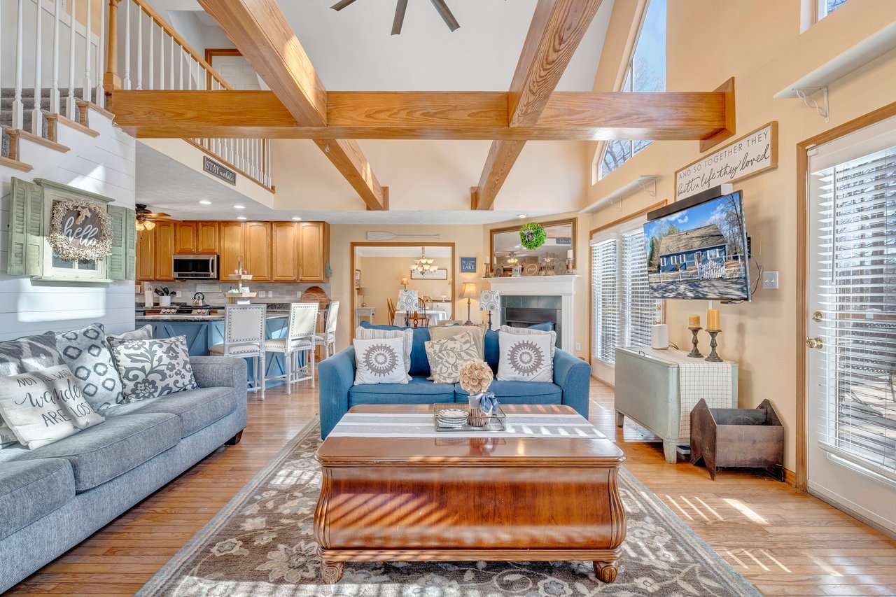 100 Sandpiper DR